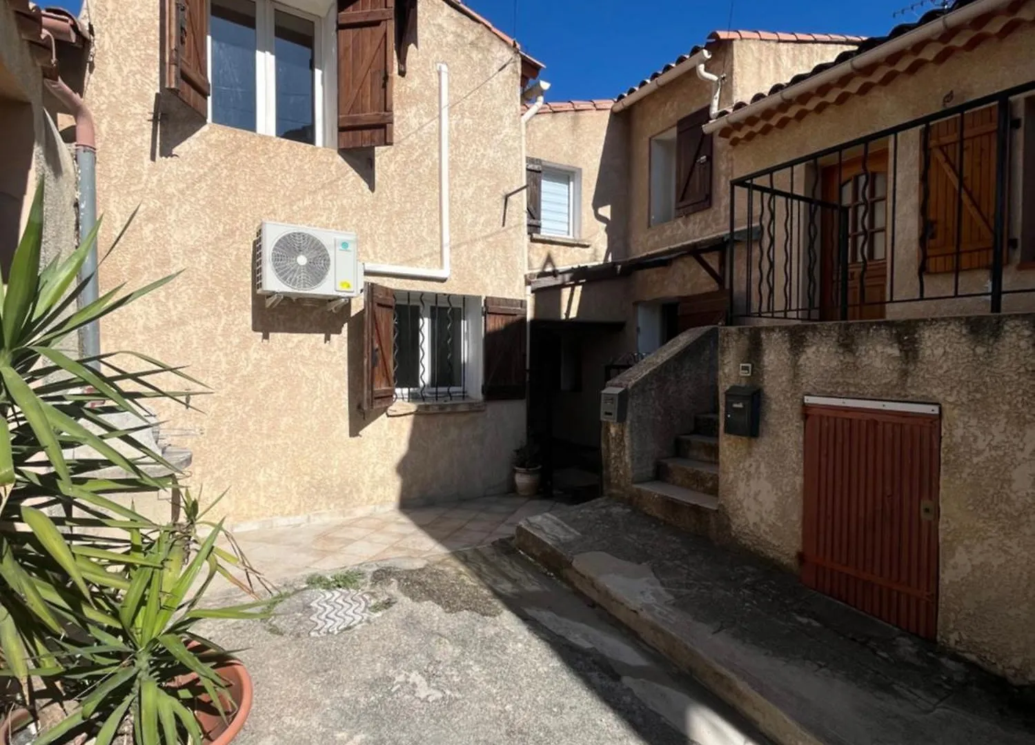 Maison De Ville Chateau Gombert Marsylia