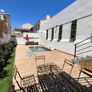 Hébergement de vacances Le Tropical Piscine Et Terrasse Centre-ville, Marseille